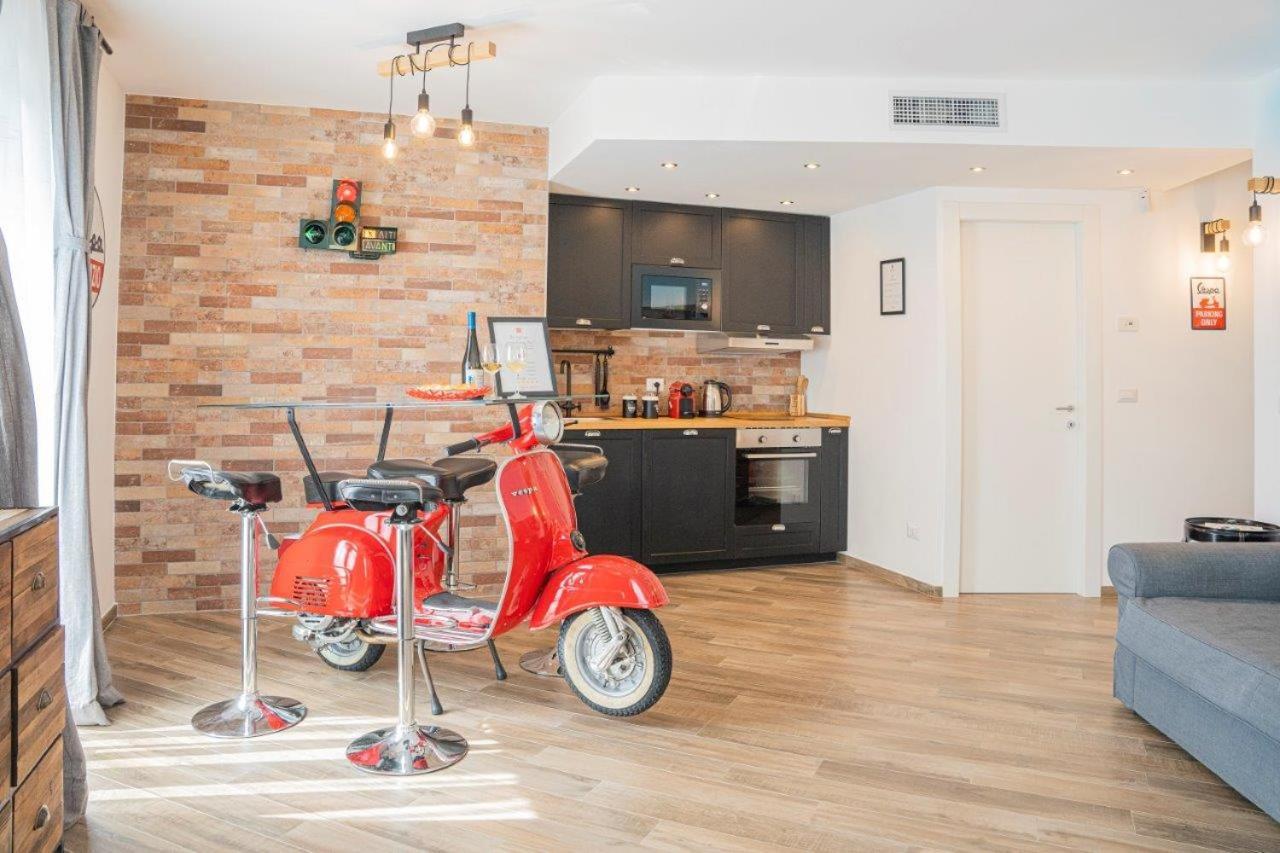 Vespa Apartments Moneglia Exteriér fotografie